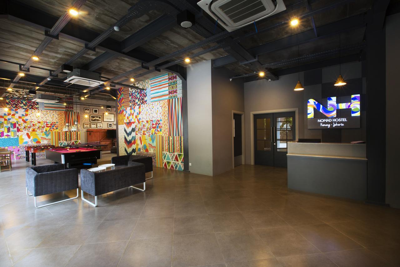 Nomad Hostel Kemang Jakarta Buitenkant foto