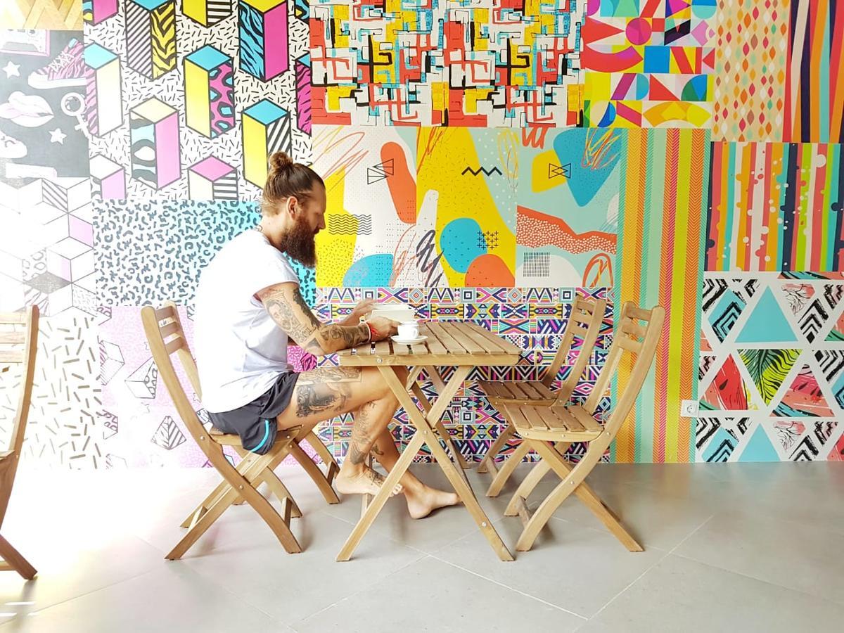 Nomad Hostel Kemang Jakarta Buitenkant foto