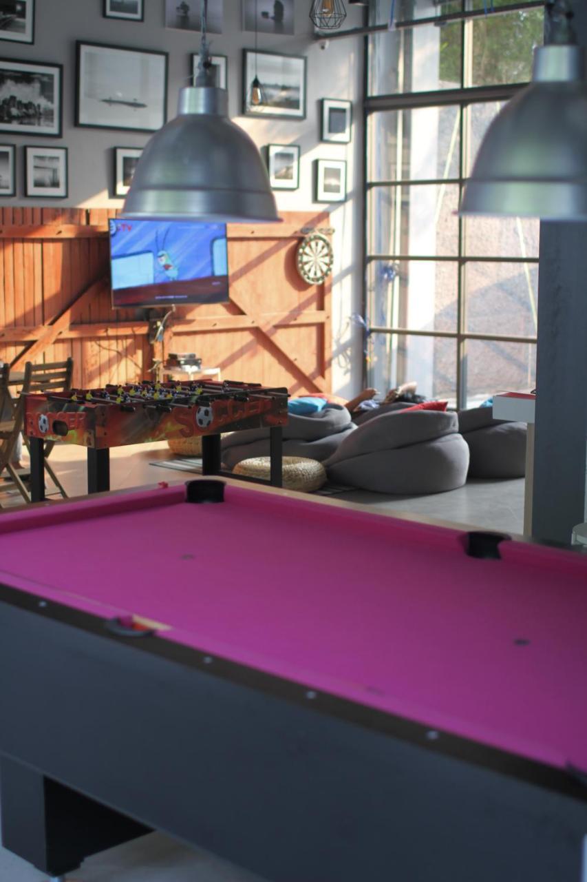 Nomad Hostel Kemang Jakarta Buitenkant foto