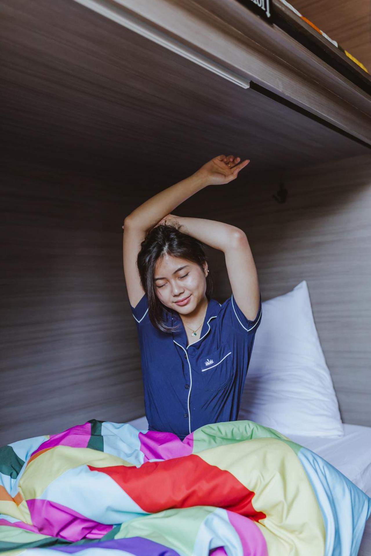 Nomad Hostel Kemang Jakarta Buitenkant foto